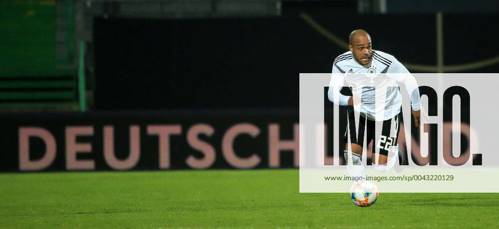 DFB All Stars vs. Azzuri Legends, Sportpark Ronhof Fuerth, football, sport, David Odonkor DFB All Stars in picture