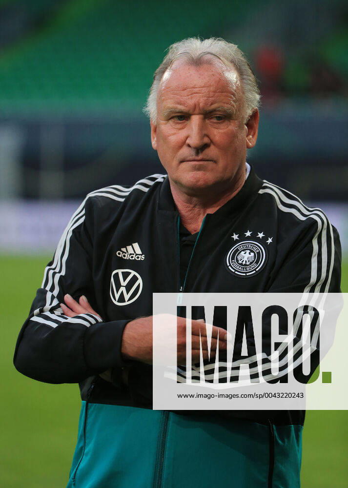 DFB All Stars vs. Azzuri Legends, Sportpark Ronhof Fuerth, football, sport, in picture