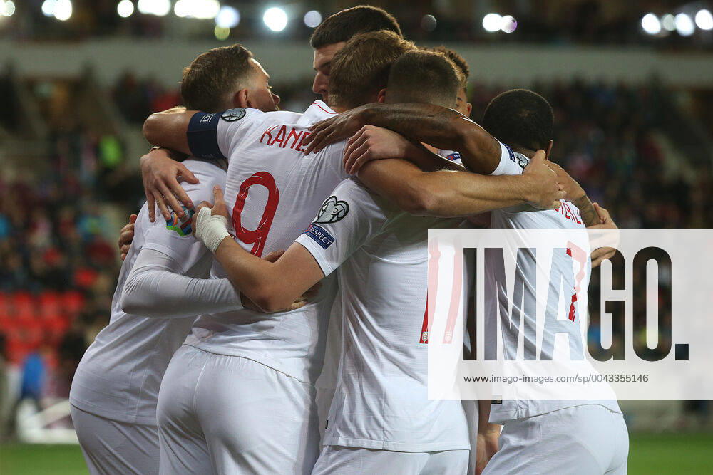Fußball, EM Quali, Tschechien - England Czech Republic v England UEFA EURO, EM, Europameisterschaft,Fussball 2020 Qualifiers Harry Kane of England celebrates scoring his sides 1st goal from the penalty spot during the UEFA Euro 2020 Qualifiers match at Sinobo Stadium, Prague Content Not Available For UK Newspapers