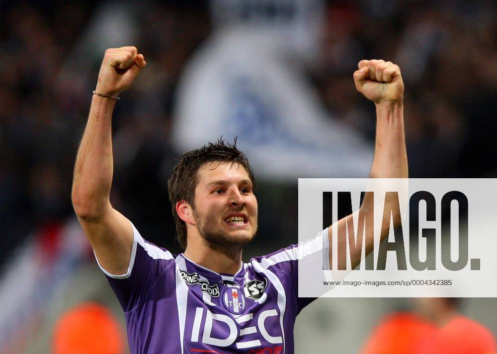 Andre Pierre Gignac (Toulouse) - Torjubel - (pan30505) Fußball Herren Ligue 1 2008 2009, 1. Französische Liga, FC Toulouse Einzelbild Toulouse Freude,