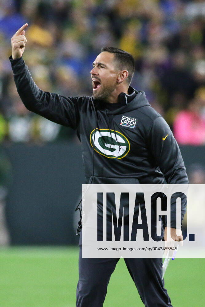 GREEN BAY, WI - OCTOBER 14: Green Bay Packers head coach Matt LaFleur reacts to a play during a game between the Green Bay Packers and the Detroit Lions at Lambeau Field on October 14, 2019 in Green Bay, WI. (Photo by Larry Radloff Icon Sportswire) NFL, American Football Herren, USA OCT 14 Lions at Packers Icon1910140513