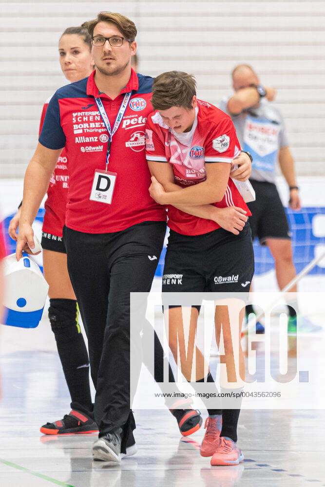 Ina Großmann Thüringer HC, 21 is injured after a fall on the elbow brought by Marc Schallert from the field, injury, injured, 16 10 2019, Erfurt Germany , Handball, 1 Bundesliga Women, Thüringer HC Buxtehuder SV