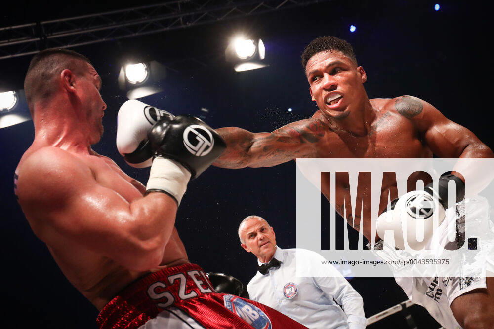 KW42 Hungarian Imre Szello and Belgian Ryad Merhy fight during a boxing fight between Belgian Ryad Merhy and Hungarian Imre Szello, the interim World Boxing Association World Cruiser Title, Saturday 19 October 2019 in Charleroi. VIRGINIExLEFOUR x05689938x