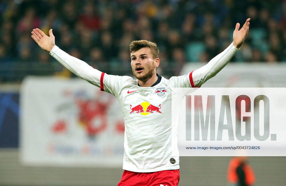 Timo Werner showing, gesticulating action upper body upper body sport football football football UEFA CL Championsleague men season 2019 2020 23 10 2019 lawnball RB Leipzig RBL vs. Zenit St Petersburg DFL regulations prohibit any use of photographs as image sequences and or quasi video