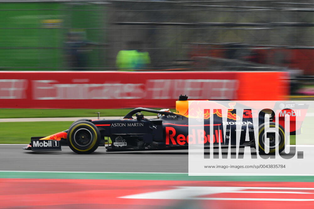 (191026) -- MEXICO CITY, Oct. 26, 2019 -- Red Bull s Max Verstappen of the Netherlands drives during the second practice session of the Formula One Mexico Grand Prix at the Hermanos Rodriguez Circuit in Mexico City, on Oct. 25, 2019. ) (SP)MEXICO-MEXICO CITY-F1-GRAND PRIX-PRACTICE SESSIONS XinxYuewei