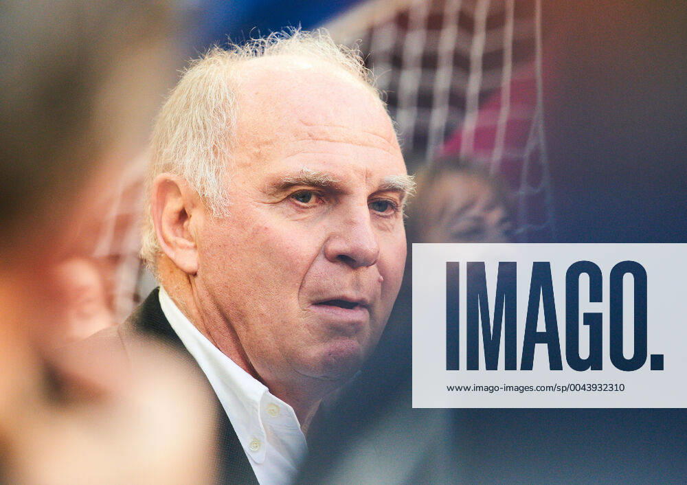 Football FC Bayern Munich - FC Union Berlin, Munich October 26, 2019. Uli HOENESS (FCB President ), FCB President and chairman, FC BAYERN MUNICH - FC UNION BERLIN 2-1 - DFL REGULATIONS PROHIBIT ANY USE OF PHOTOGRAPHS as IMAGE SEQUENCES and or QUASI-VIDEO - 1.German Soccer League , Munich, October 26, 2019 Season 2019 2020, matchday 09, FCB, München