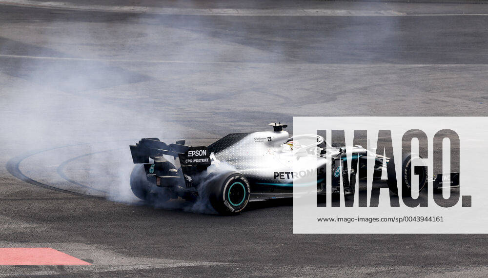 Motorsports: FIA Formula One World Championship, WM, Weltmeisterschaft 2019, Grand Prix of Mexico, 44 Lewis Hamilton (GBR, Mercedes AMG Petronas Motorsport), Mexico-City Mexico
