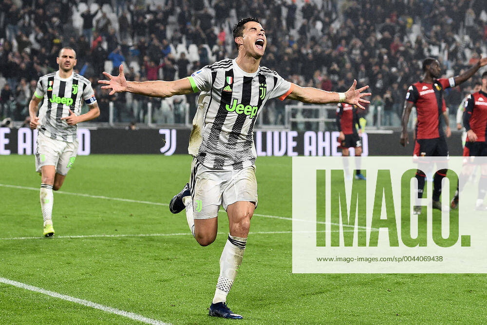 Bilder des Jahres 2019, Sport 10 Oktober Db Torino 30 10 2019 - campionato di calcio serie A Juventus-Genoa foto Daniele Buffa Image nella foto: esultanza gol Cristiano Ronaldo