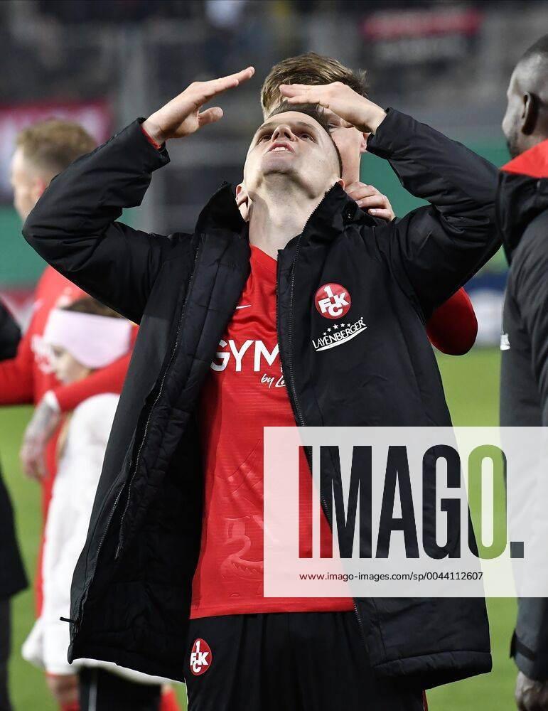 Football Season 2019 2020 DFB Cup Club Cup 02 Round 1 FC Kaiserslautern FCK Red Devils 1 FC Nuremberg Nuremberg FCN Club regulations prohibit any use of photographs as image sequences and or quasi video Florian Pick 11, 1 FC Kaiserslautern FCK Jubel Freude nach Spielende