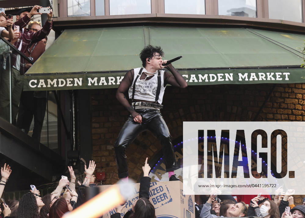 YUNGBLUD at the Camden Market in Camden, London - 18 Mar 2024 Yungblud performs at Camden Market in London to announce the launch of his new music festival Bludfest. London United Kingdom