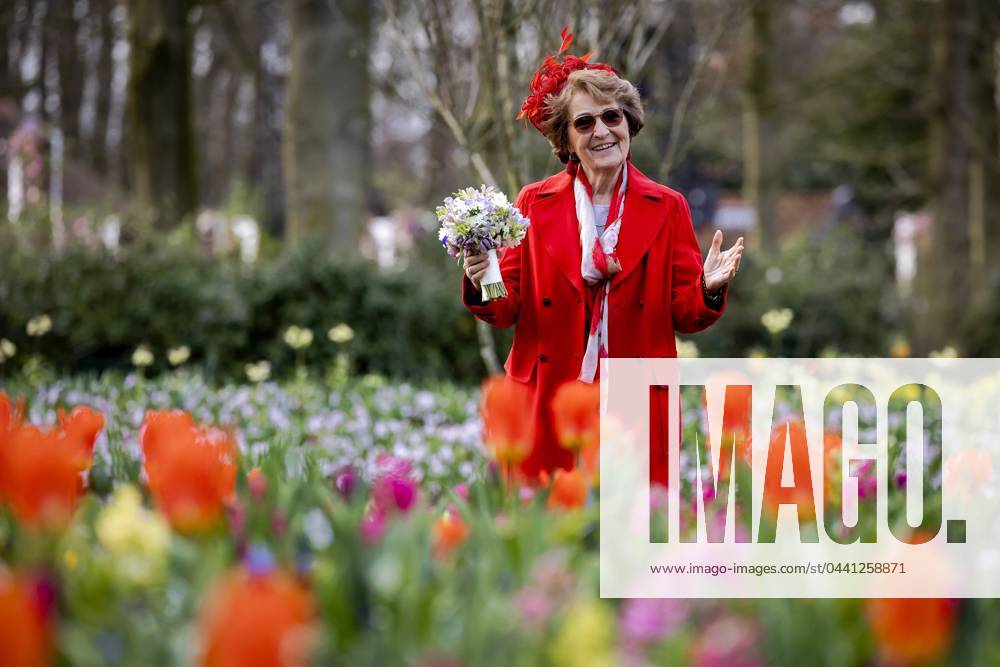 LISSE - Princess Margriet during the opening of the Keukenhof. The flower exhibition is celebrating its 75th anniversary. ANP ROBIN VAN LONKHUIJSEN netherlands out - belgium out