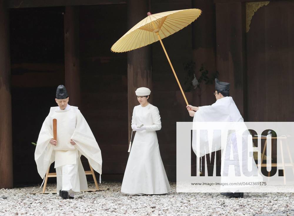 Japanese Princess Aiko visits Ise Jingu shrine Japanese Princess Aiko (C) visits Ise Jingu shrine in Ise in the central Japan prefecture of Mie on March 26, 2024. (Pool photo) A14AA0002638228P