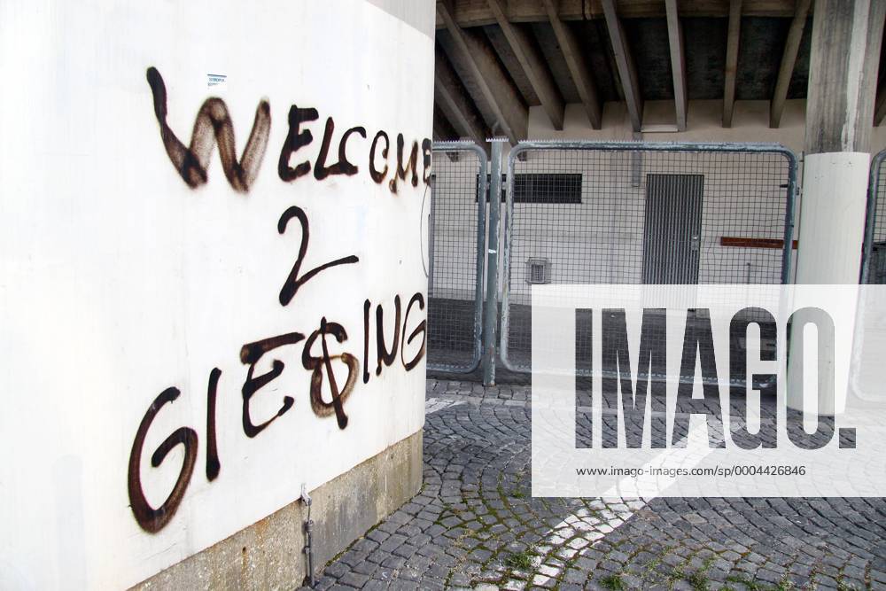 Fußball, Stadiongeschichte TSV 1860 München Welcome 2 Giesing - Graffiti am Stadion an der Grünwalder Straße Fußball Herren 3. Liga 2008 2009, Regionalliga Süd, Stadionstory, Reportage, Einzelbild München