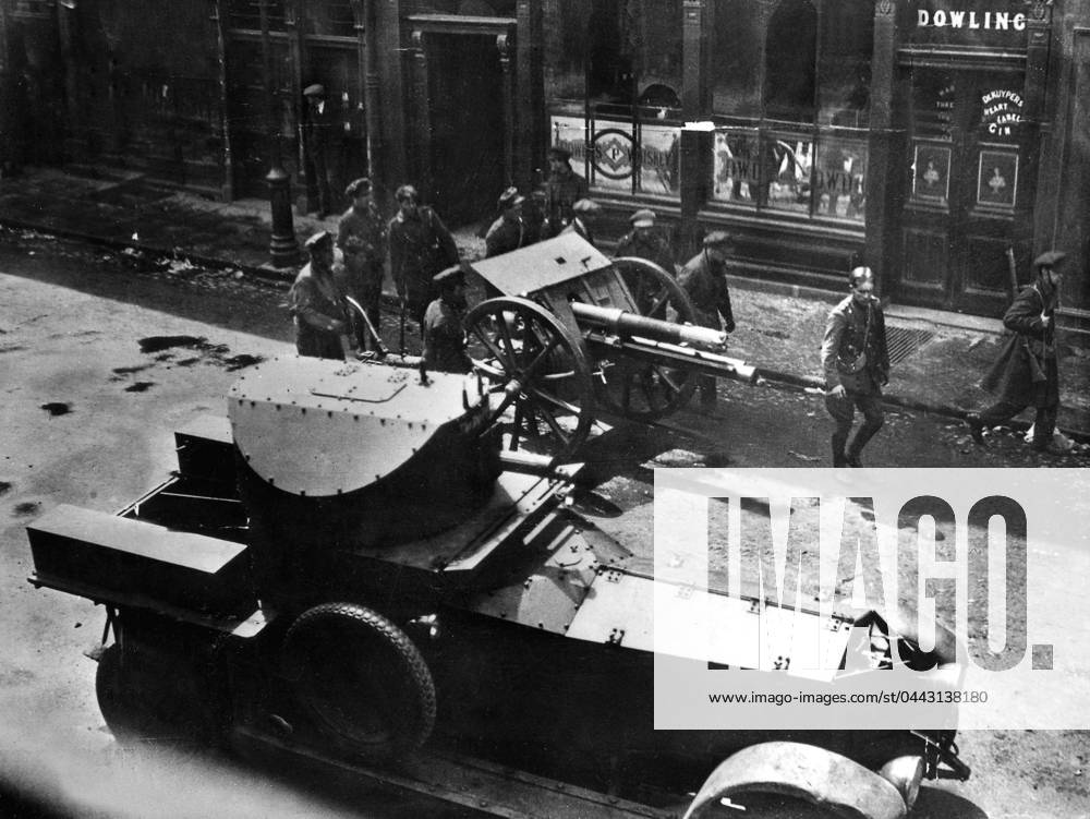 Revolt in Dublin, Irish Independence, c.1920 (b w photo) 1700987 Revolt in Dublin, Irish Independence, c.1920 (b w photo); (add.info.: The Irish War of Independence (Irish: Cogadh na Saoirse) or Anglo-Irish War was a guerrilla war fought in Ireland from 1919 to 1921 between the Irish Republican Army (IRA, the army of the Irish Republic) and British forces: the British Army, along with the quasi-military Royal Irish Constabulary (RIC) and its paramilitary forces the Auxiliaries and Ulster Special Constabulary (USC). It was part of the Irish revolutionary period.).