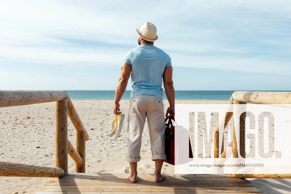 Strand,barfuß,urlauber,strände,barfuss,barfüssig,barfüßig,bloßfüssig,bloßfüßig,nackte füße,nackter fuß,tourist,touristen ** beach,barefoot,holidaymakers,beaches,seaside,barefoots,holidaymaker 539-q43 ,model released, Symbolfoto