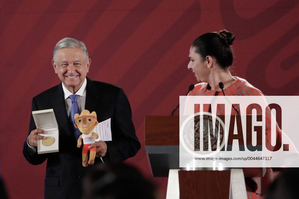 EUM20190812NAC01 JPG MEXICO CITY PresidencyPresident AMLO August 12, 2019 Ana Gabriela Guevara, head of the National Commission for Physical Culture and Conade, talks about the results obtained at the 2019 Pan American Games in Lima, Peru, and presents a medal and a stuffed animal allusive to President Andres Manuel Lopez Obrador during the morning confer - ZUMAu78_ 20190812_zaf_u78_001