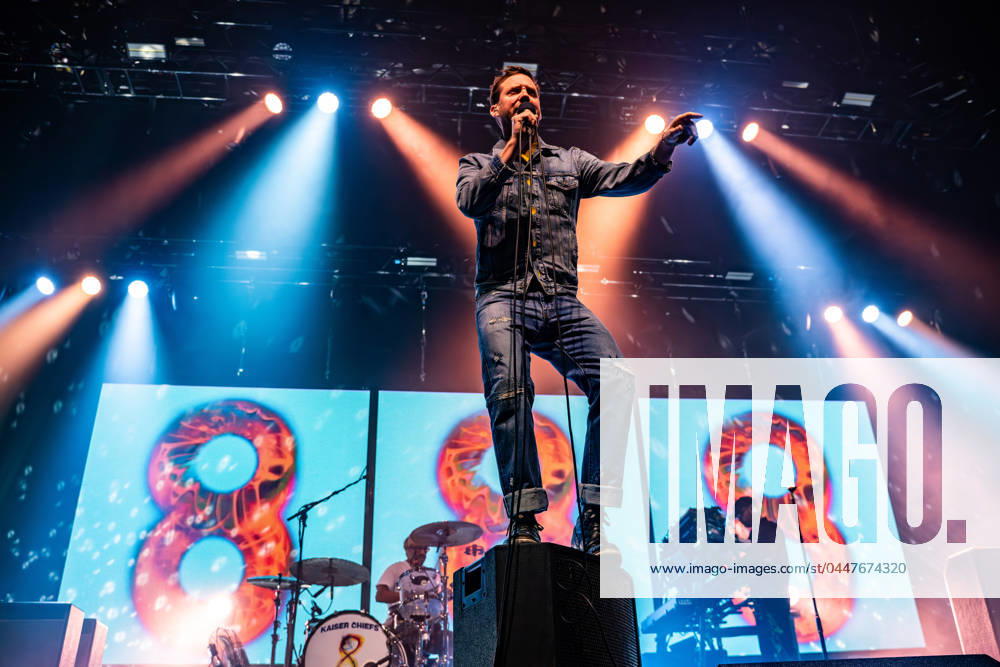 Bilder des Jahres 2024, Entertainment 04 April Entertainment Themen der Woche KW16 Kaiser Chiefs perform at Troxy in London Featuring: Ricky Wilson Where: London, United Kingdom When: 20 Apr 2024 Credit: Bonnie Britain Cover Images . NOT FOR USE BY NEWSPAPERS BASED IN THE UK.