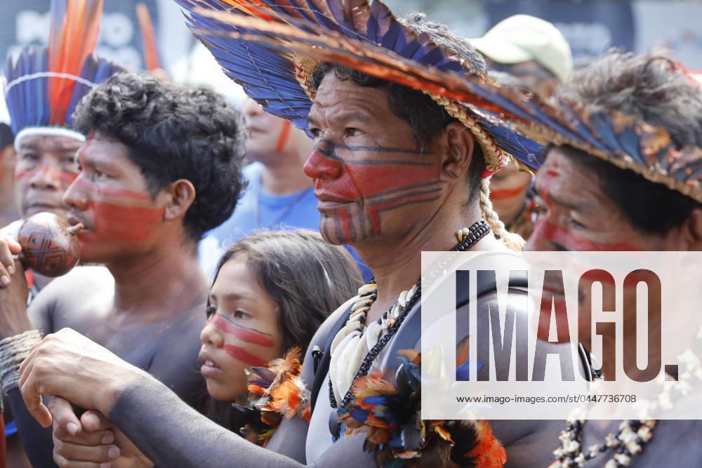 BELÉM, PA - 21.04.2024: SEMANA DOS POVOS INDÍGENAS - From April 18th to 21st, Belém, in Pará, will host Indigenous Peoples Week. The event& 39;s theme is ?Is Pará an Indigenous Territory? and brings the climate leading up to COP-30, with reflections related to climate change and the environment. The expectation is that more than 400 indigenous people will participate in the program. Climate Walk in Defense of the Earth - Towards COP30. x2526269x OswaldoxForte