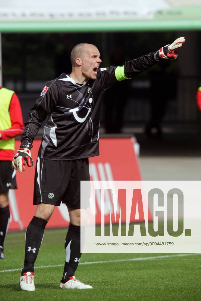 Torwart Robert Enke (Hannover) gibt Anweisungen Fußball 1. BL Herren Saison 2008 2009, 96 Einzelbild Hannover