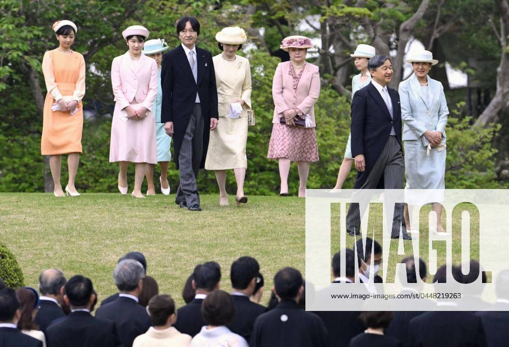 Japanese imperial garden party Japanese Emperor Naruhito (R), Empress Masako (far R) and other imperial family members attend a spring imperial garden party at the Akasaka Imperial Gardens in Tokyo on April 23, 2024. A14AA0002744200P