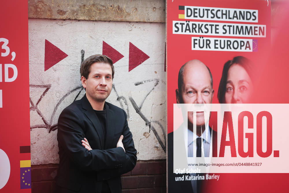 Kevin Kühnert, General Secretary of the SPD at the presentation of the SPDs European election campaign, 25 4 2024, Filmrauschpalast, Berlin, Germany kreativmedia_spd-eu_15