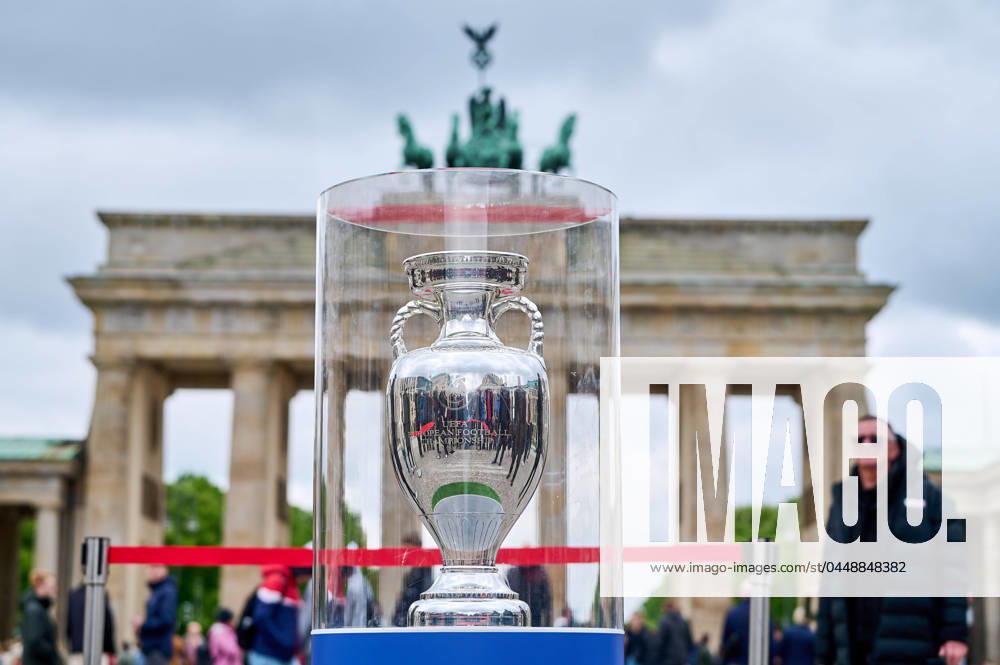 53 days before the UEFA European Football Championship kicks off in Germany, the UEFA EURO 2024 winner s trophy has been displayed at the Brandenburg Gate 53 days before the UEFA European Football Championship kicks off in Germany, the UEFA EURO 2024 winner s trophy has been displayed at the Brandenburg Gate snapshot photography F Boillot