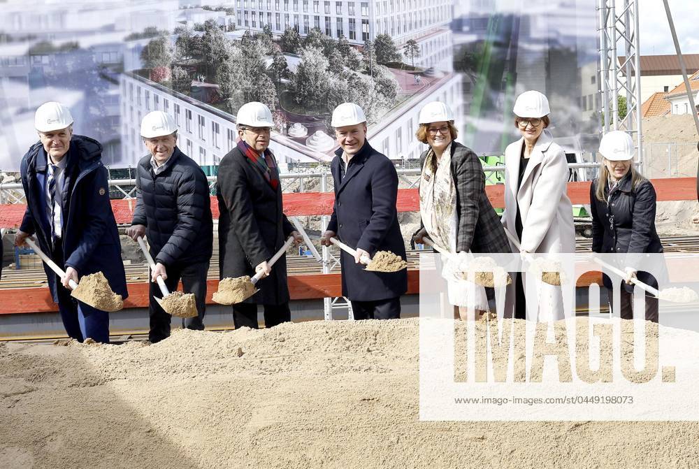 Prof Dr Volkmar Falk, Prof Dr Hans Maier, Dr Ina Czyborra, Prof Dr Heyo K Kroemer, Kai Wegner, Bettina Stark Watzinger, Asttrid Lurati at the groundbreaking ceremony for the new building of the German Heart Center cer Charite ind Berlin