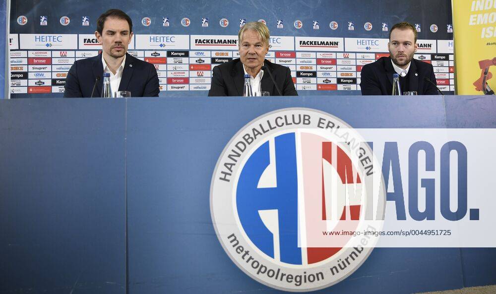 Handball 1 Bundesliga Season 2019 2020 HC Erlangen HCE Press conference Press event Media event Announcement Michael Haaß as new head coach for the coming season Rene Selke Managing Director HC Erlangen HCE Dr Carsten Bissel Chairman of the Supervisory Board of HC Erlangen Kevin Schmidt Sports Director HC Erlangen HCE