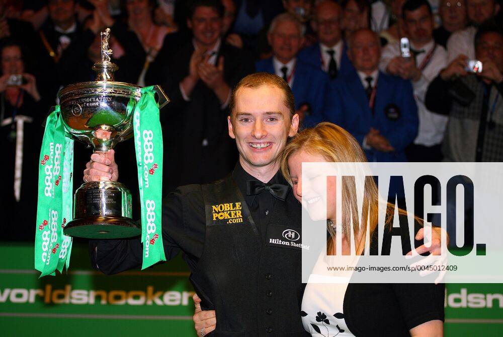 Graeme Dott & Wife Elaine World Snooker Championships 888 World Championship, WM, Weltmeisterschaft Snooker Crucible Theatre,Sheffield,England 01 May 2006