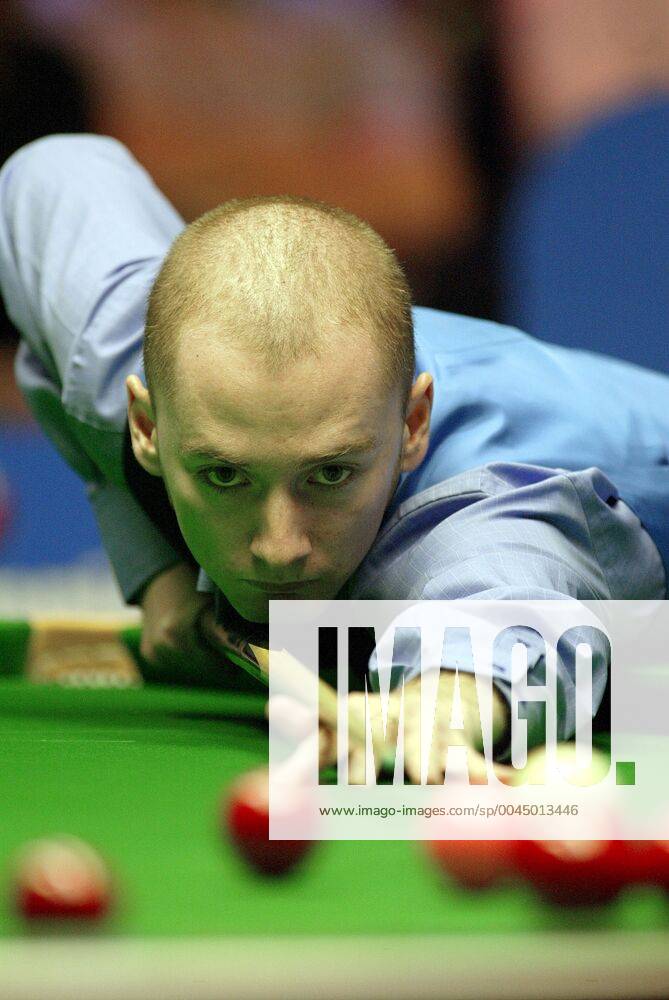 Graeme Dott Scotland Uk Chamionships Barbican Centre, York, England 09 December 2002