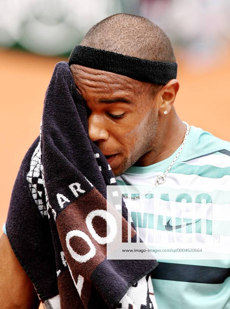 Josselin Ouanna (Frankreich) - Tennis Herren French Open 2009, Grand Slam, ATP Tour, Vdig Einzelbild Roland Garros Paris