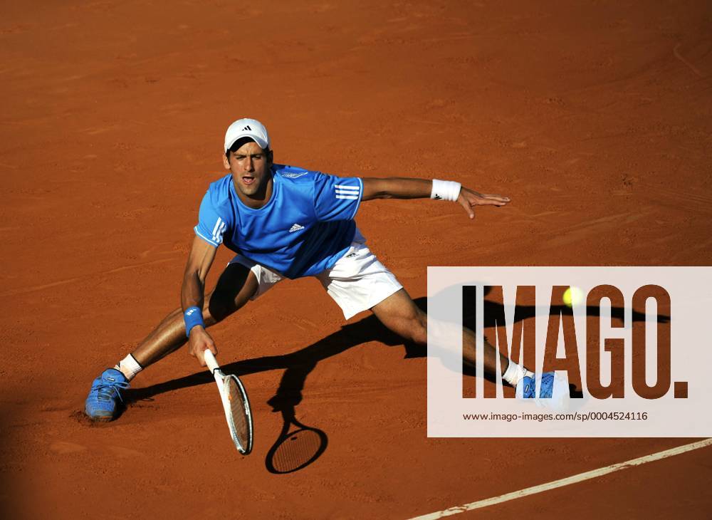 Novak Djokovic (Serbien) Tennis Herren French Open 2009, Grand Slam, ATP Tour Einzelbild Roland Garros Paris Dynamik,