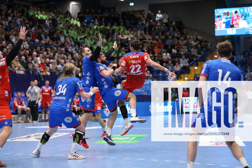 V l Andreas Cederholm TBV Lemgo Lippe 34 , Christoph Theuerkauf TBV Lemgo Lippe 13 , Andrej Kogut TBV Lemgo Lippe 5 , Jona Schoch HBW Balingen Weilstetten 22 GER, Handball, 1 Bundesliga, TBV Lemgo Lippe against HBW Balingen Weilstetten, 28 11 2019 Lemgo