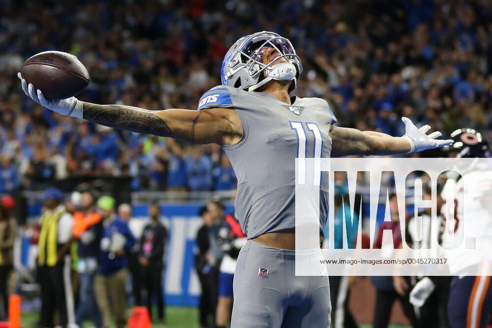 Bilder des Jahres 2019, Sport 11 November DETROIT, MI - NOVEMBER 28: Detroit Lions wide receiver Marvin Jones (11) celebrates in the end zone after catching a pass and running for a touchdown during a regular season game between the Chicago Bears and the Detroit Lions on November 28, 2019 at Ford Field in Detroit, Michigan. (Photo by Scott W. Grau Icon Sportswire) NFL, American Football Herren, USA NOV 28 Bears at Lions Icon1911283192