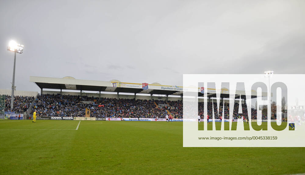 Football 3 Bundesliga 2019 2020, 17 Matchday, SpVgg Unterhaching TSV 1860 Munich, in the Sportpark Unterhaching, Gegentribüne in the Sportpark DFL and DFB regulations prohibit any use of photographs as image sequences and or quasi video