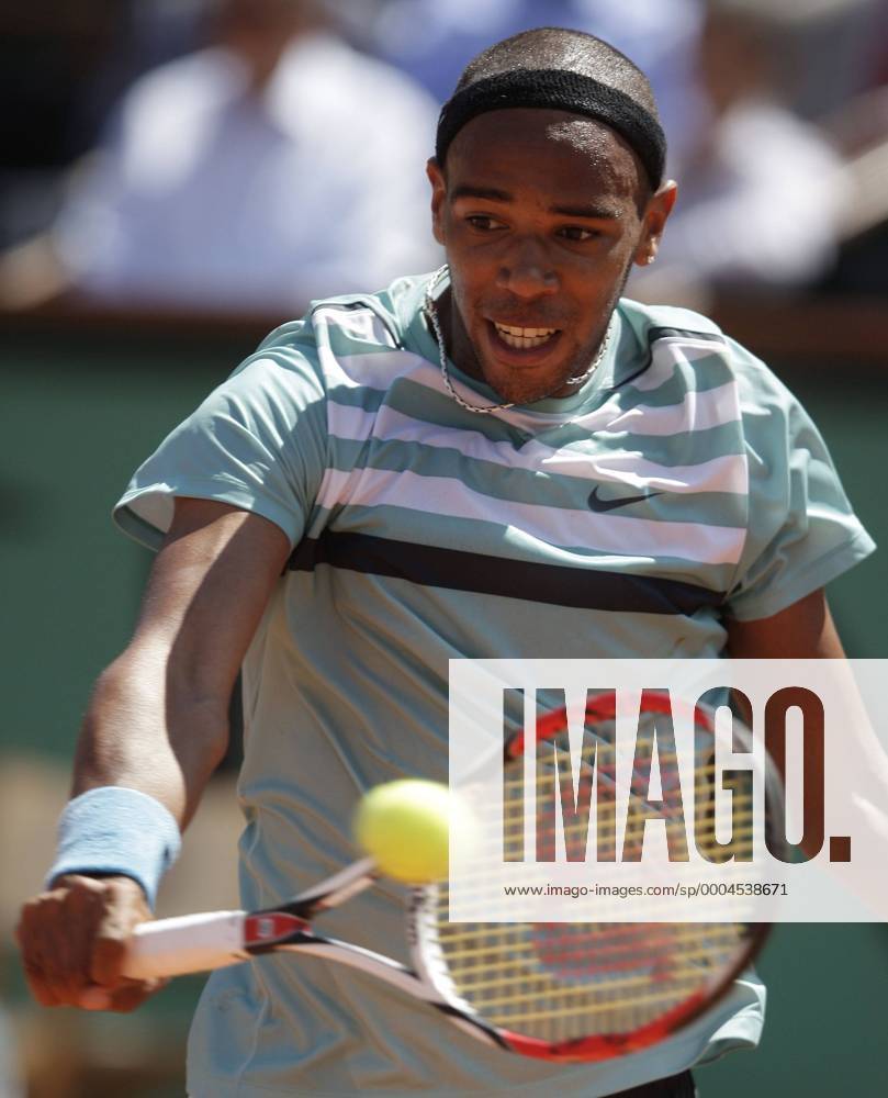 Josselin Ouanna (Frankreich) Tennis Herren French Open 2009, Grand Slam, ATP Tour Einzelbild Roland Garros Paris