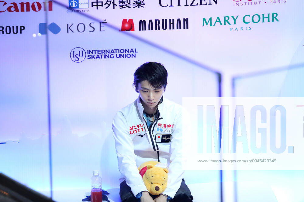 Yuzuru Hanyu (JPN), DECEMBER 5, 2019 - Figure skating, Eiskunstlauf : 2019 ISU Grand Prix of Figure Skating Final Men s Short Program at Palavela, Torino, Italy. Noxthirdxpartyxsales (117950026)