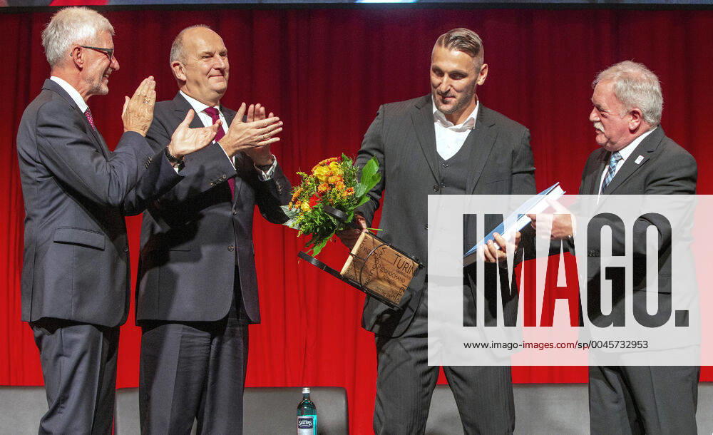 Sports Gala of the State of Brandenburg Farewell to Kevin Kuske from active sport V l n r Vplker Rupprecht, Mp Dietmar Woidke, Kevin Kuske and Wolfgang Neubert