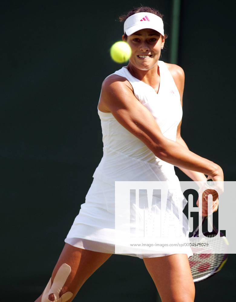 Ana Ivanovic (Serbien) - Tennis Damen All England Championships 2009, Grand Slam WTA Tour Einzelbild Wimbledon London Dynamik,