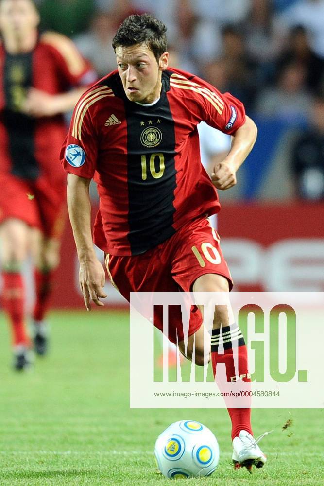 Mesut Özil (Deutschland U21) - Fußball EM Herren U21 EM 2009, U 21, Nationalmannschaft, Nationaltrikot Einzelbild Finale Malmö Dynamik,
