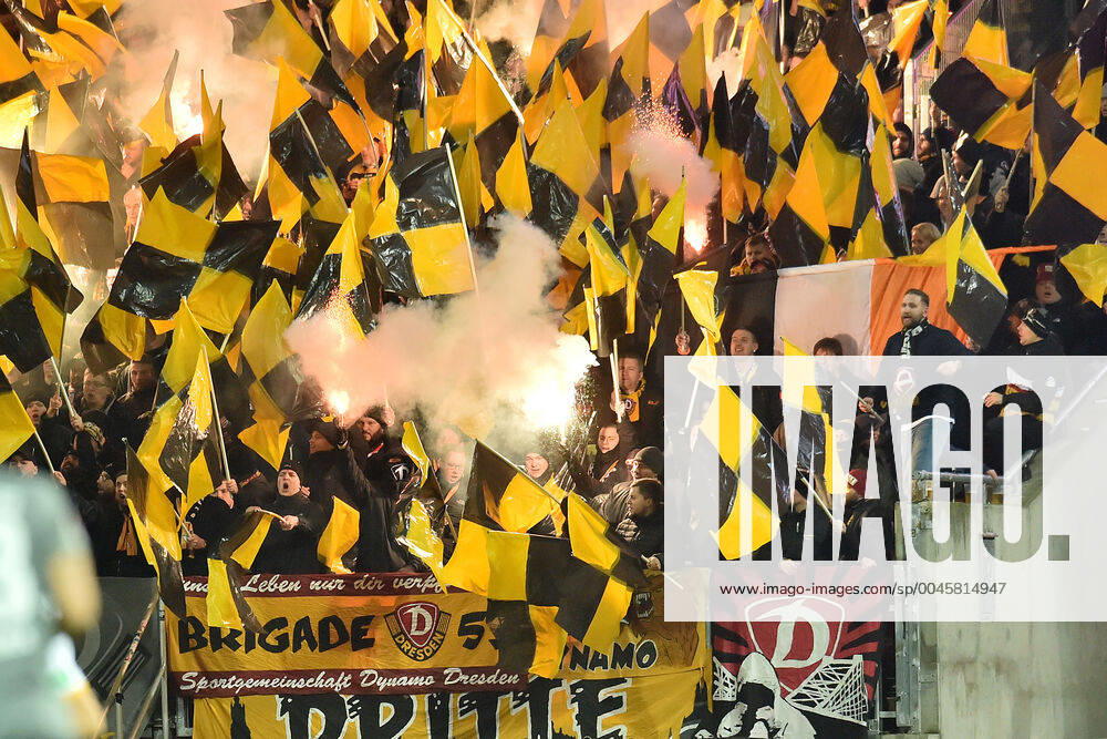 Football 2 Bundesliga 18 Matchday 1 FC Nürnberg Dynamo Dresden on 15 12 2019 in the Max Morlock Stadium in Nuremberg Fans from Dresden light Bengalese fire MT