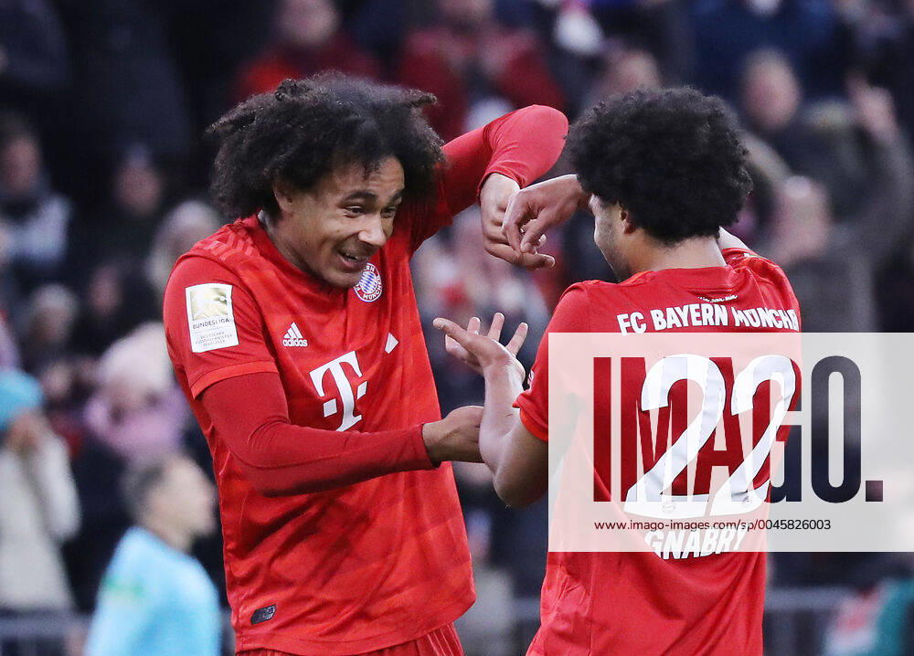 FC Bayern Munich VFL Wolfsburg 2 0 The two goal scorers cheer together, Joshua Zirkzee and Serge Gnabry Munich Bayern Deutschland Allianz Arena