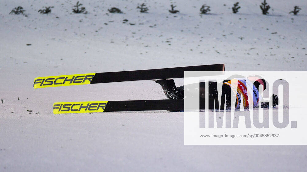 KW51 Ski jumping, Skispringen, Ski, nordisch - FIS WC Engelberg ENGELBERG,SWITZERLAND,22.DEC.19 - NORDIC SKIING, SKI JUMPING - FIS World Cup, large hill, men. Image shows the crash of Stefan Kraft (AUT). GEPAxpictures xOliverxLerch