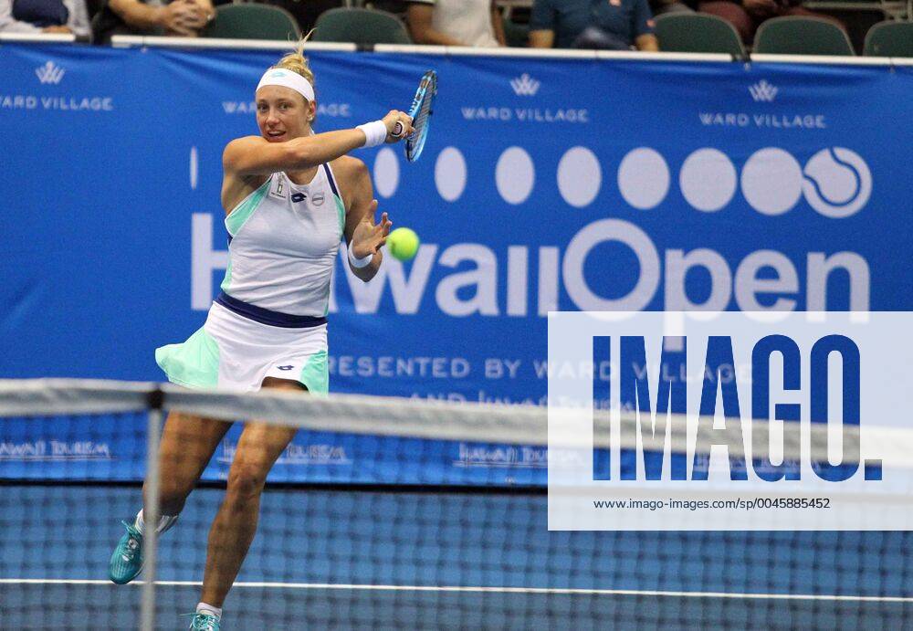 Yanina Wickmayer returns a volley during the Hawaii Open invitational tournament match between 152nd ranked Yanina Wickmayer (Belgium) and unranked local product Alyssa Tobita (USA) of Mililani and University of Oregon alum at the Stan Sheriff Center in Honolulu, HI - CSM. Tennis 2019: Hawaii Open DEC26 - ZUMAc04_ 20191226_zaf_c04_093