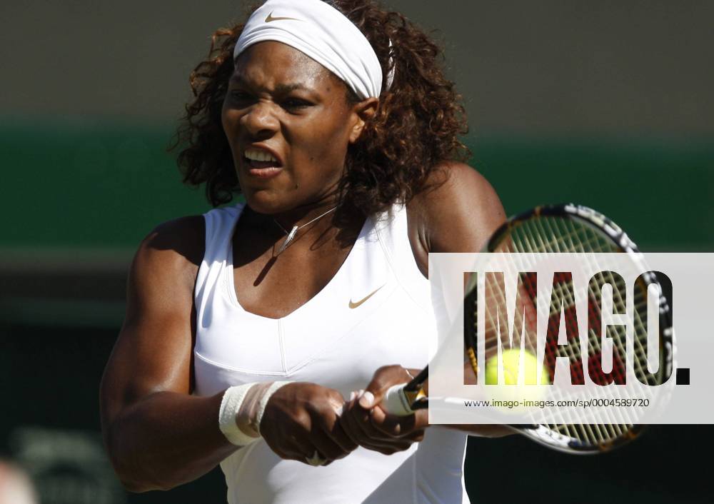 Serena Williams (USA) Tennis Damen All England Championships 2009, Grand Slam, WTA Tour Einzelbild Wimbledon London Dynamik,