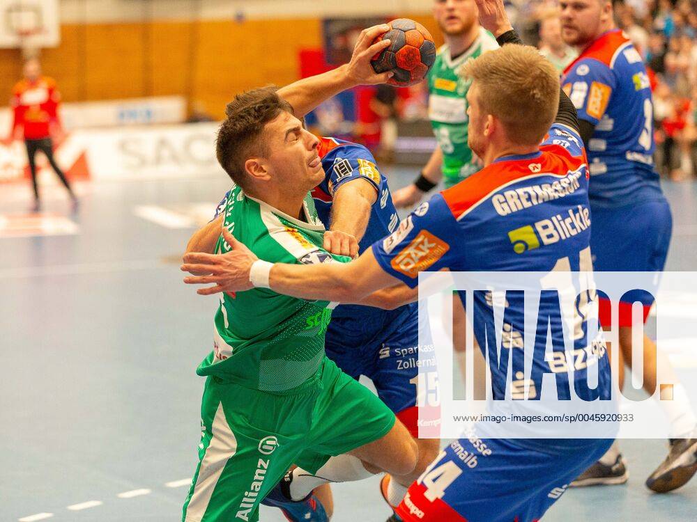 Lucas Krzikalla SC DHfK Leipzig 08 against Martin Strobel HBW Balingen Weilstetten 15 and Oddur Greatarsson HBW Balingen Weilstetten 14 HBW Balingen Weilstetten SC DHfK Leipzig, Handball, Men, 1 League, Handball, Season 2019 2020, 29 12 2019, GER, HBW Balingen Weilstetten SC DHfK Leipzig, Handball, Men, 1 League, Handball, Season 2019 2020, 29 12 2019, Photo EIBNER Dimitri Drofitsch Balingen