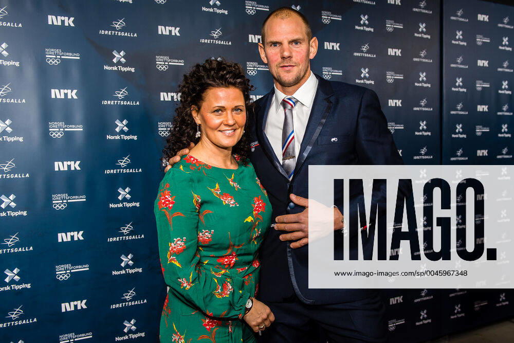 Olaf Tufte and his wife Aina Tufte poses for a photo on the red carpet ahead of the Idrettsgalla 2020 on January 4, 2020 in Hamar Photo Marius Simensen BILDBYRAN Cop 238 award show bbeng idrettsgalla idrettsgallaen,