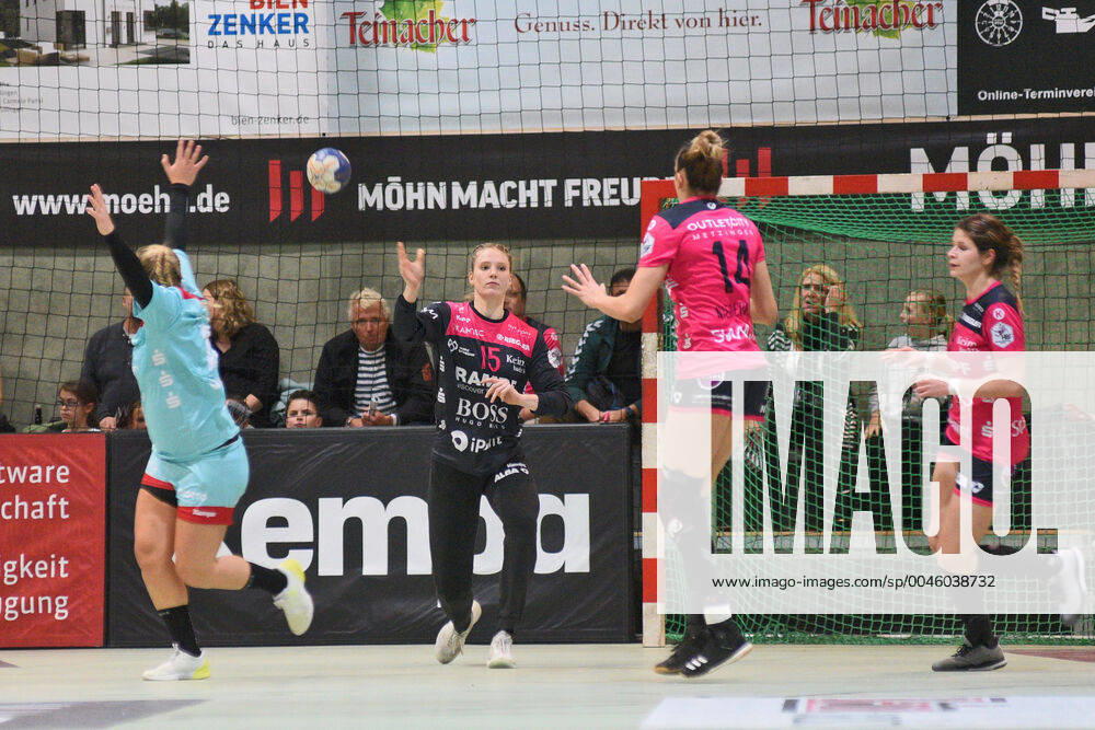 Madita Kohorst TusSies Metzingen 15 in goal TusSies Metzingen, Handball, HBF, DHB Cup match, 10 01 2020, Photo TBaur Eibner TusSies Metzingen vs HSG Bensheim Auerbach Metzingen
