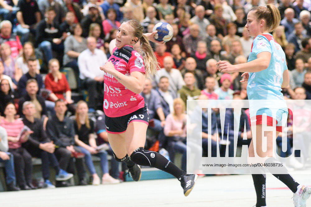Dorina Korsos TusSies Metzingen 95 TusSies Metzingen, Handball, HBF, DHB Cup match, 10 01 2020, Photo TBaur Eibner TusSies Metzingen vs HSG Bensheim Auerbach Metzingen