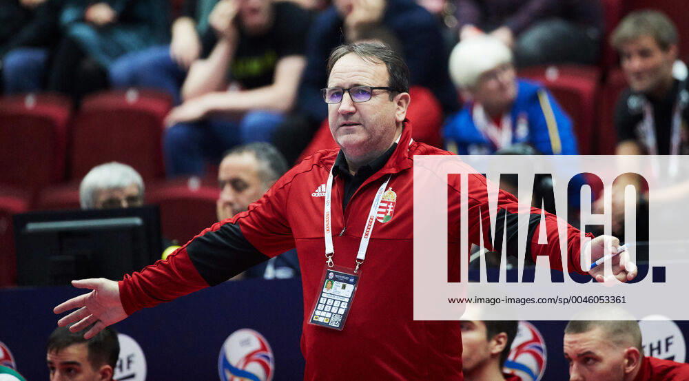 MALMO 20200111 The Hungarian head coach István Gulyás during the Men s EHF EURO 2020 Handball group E match preliminary round between Hungary and Russia in Malmo Arena Saturday Jan 11, 2020 Photo Andreas Hillergren TT kod 10600 Malmo Sweden